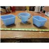 Image 1 : 3 Blue Pyrex Dishes