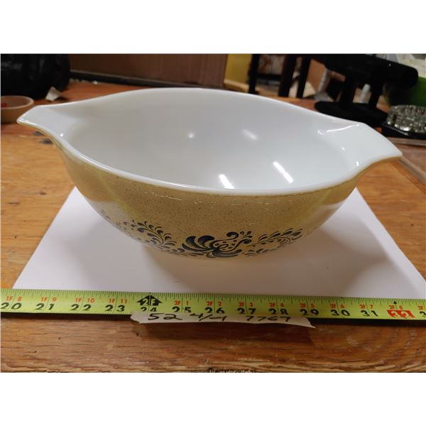 Pyrex Bowl #444
