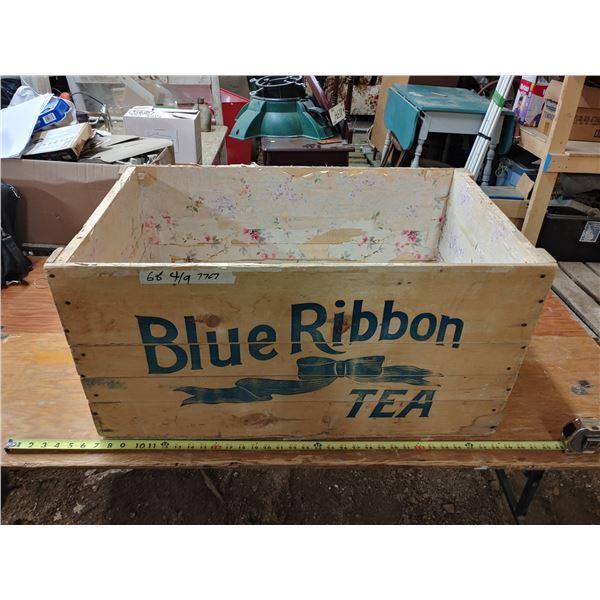 Blue Ribbon Tea Box 31 X 18 X 16