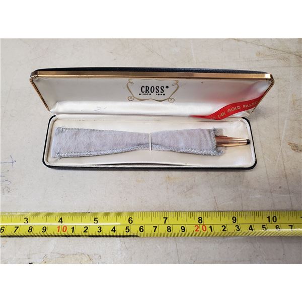 CROSS BALL POINT PEN 14K GOLD FILLED (WORKS GOOD)