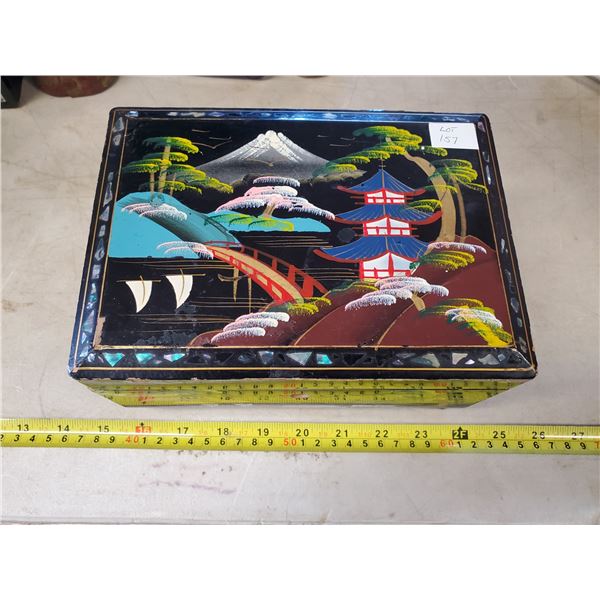 MUSICAL JEWELRY BOX & CONTENTS