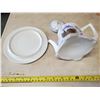 Image 2 : ENGLISH TEAPOT & TRIVET - EXCELLENT SHAPE