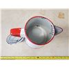 Image 2 : WHITE W/ RED TRIM ENAMELWARE COFFEE POT (NO LEAKS)