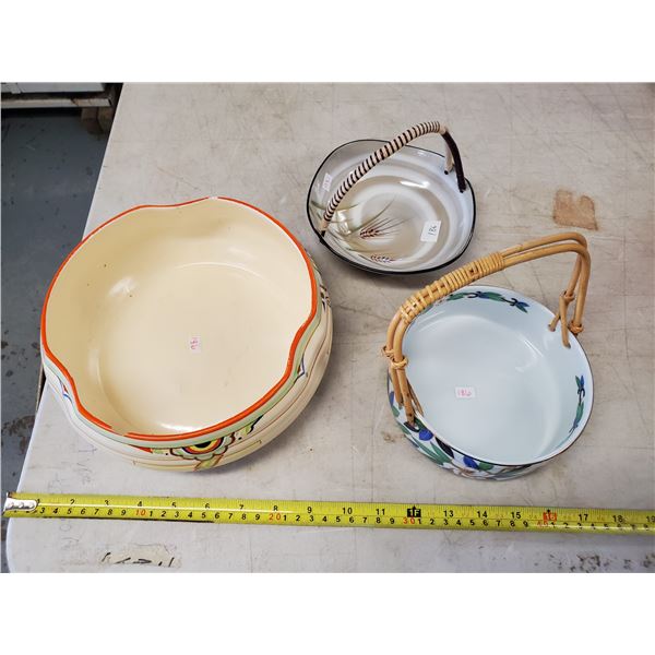 ROYAL WINTON BOWL (CHIPPED), TWO DECORATIVE BOWLS W/ HANDLES