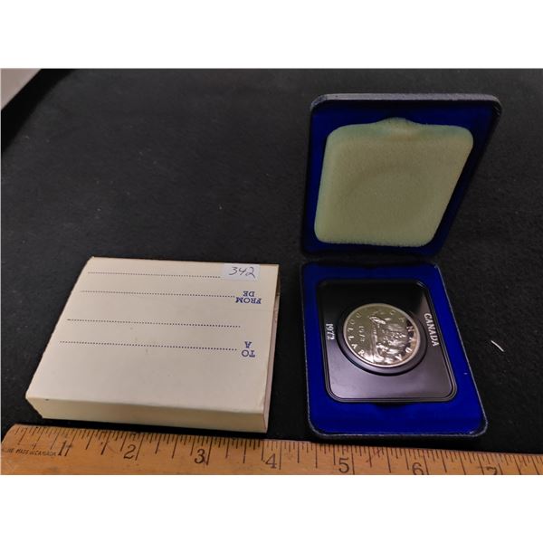 1972 Canadian Silver Dollar In Clamshell