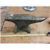 Image 3 : Antique Anvil