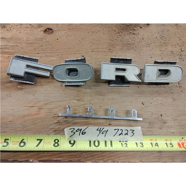 Ford 1500 Emblems