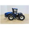 Image 2 : New Holland Tractor