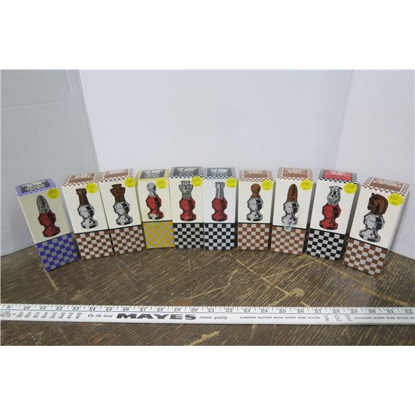 Avon Chess Set - 10pc.