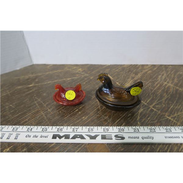 Small Brown Hen on Nest, Mini Red Hen on Nest