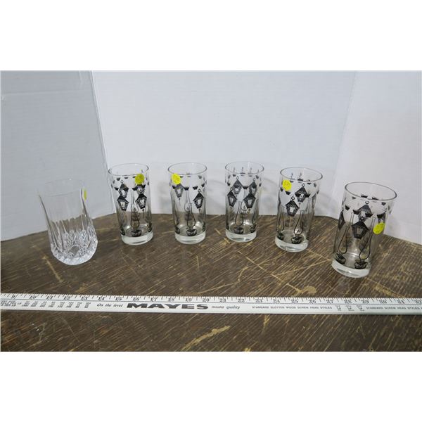 Lot of 6 Glasses