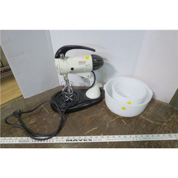 Vintage Sunbeam Electric MixMaster