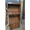 Image 1 : Wood Shelf - 31x15x71in.