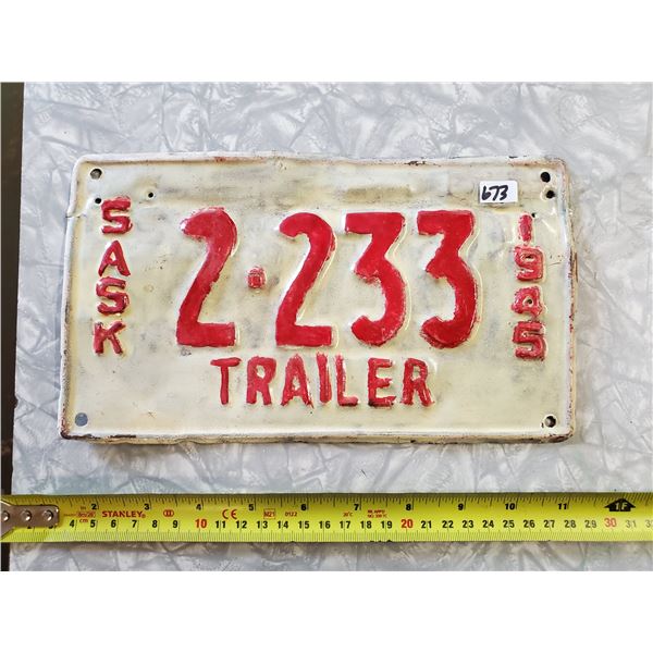 1945 SASKATCHEWAN LICENSE PLATE (REPAINTED)