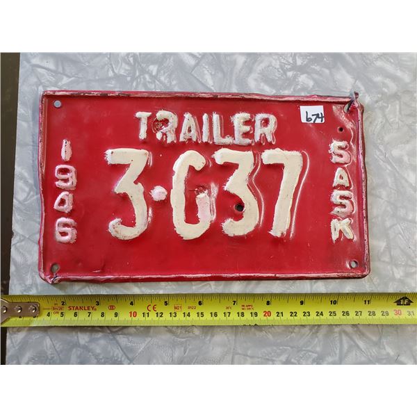 1946 SASKATCHEWAN TRAILER PLATE (REPAINTED)