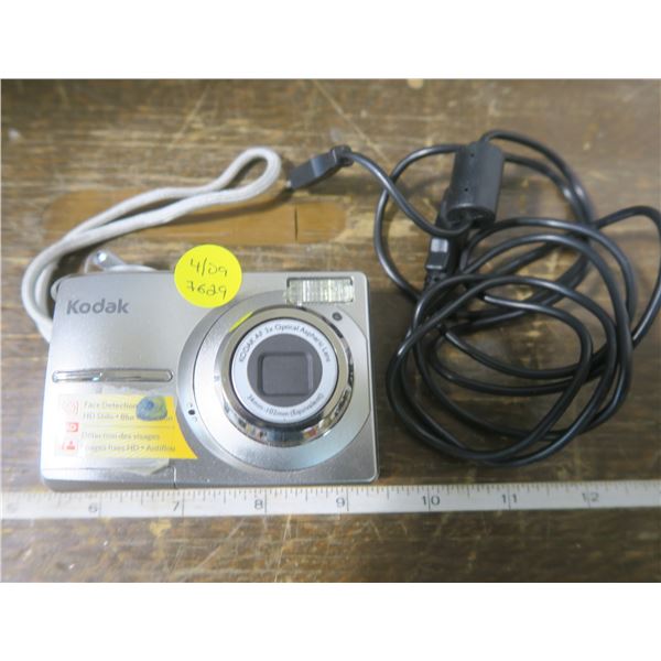 Kodak Power Shoot digital camera w/cord