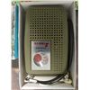 Image 2 : Old Strauss AM Pocket Radio