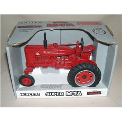 IH Farmall Super M-TA S.E.