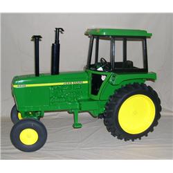JD 4430 1/8th Scale