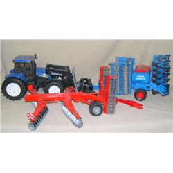 New Holland TG285 w/ Loader & Kuhn Disk & Lemiken Planter