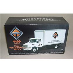 IH 4400 Series HI-Performance Delivery Truck by 1st Gear