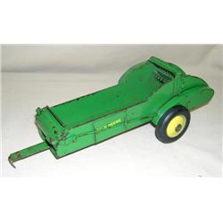 JD Shortlever Manure Spreader w/ all rubber wheels
