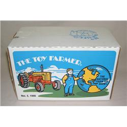 Case 800 '90 Toy Farmer