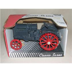 IH McCormick-Deering 10-20 on Steel Scale Models