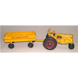 MM 1/32nd Scale R w/ Driver & Flarebox Wagon