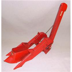 TS Cornpicker for 401 Tractor