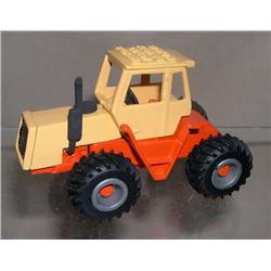 Custom Case 2470 '92 KFYR Ag Expo 1/64th Scale