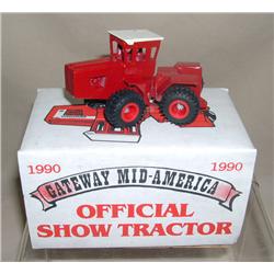 Custom IH 4366 '90 Gateway Show 1/64th Scale