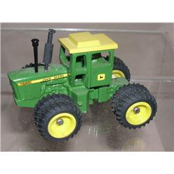 Custom JD 7520 w/ Duals 1/64th scale