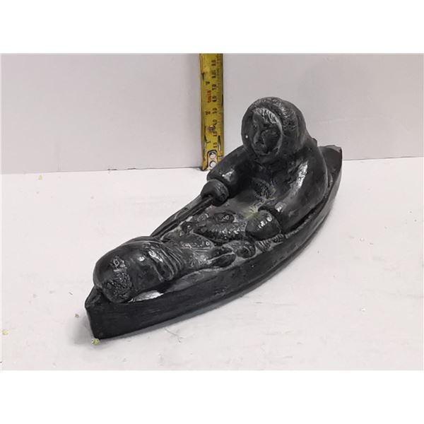NATIVE ESKIMO FISHING BOAT CARVING
