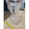 Image 2 : 328. Cut Crystal flower vase