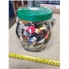 Image 1 : 351. Kraft jar of buttons