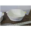 Image 5 : 2 Corning Casserole Dishes 8" - 1 Shallow, Comes with 1 Glass Lid