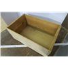 Image 2 : McCormick Pear Crate