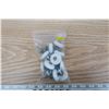 Image 4 : White Drawer Knobs
