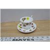 Image 1 : Royal Albert Matching Tea & Saucer  - Canada "From sea to sea"