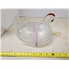 Image 3 : vintage glass hen on nest
