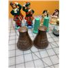 Image 4 : LOT OF VINTAGE SALT AND PEPPER SHAKERS
