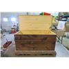 Image 5 : Solid Wood Chest 35x16in.