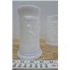 Image 5 : 4 Beautiful 6in. Milkglass Mugs