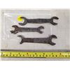Image 1 : 3 ANTIQUE FORD WRENCHES (ONE DAMAGED)
