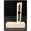 Image 1 : APPLE SMART WATCH w/ CASE