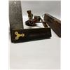 Image 2 : 9 pcs Vintage Tools Hand Drill Square Sockets Wood Level