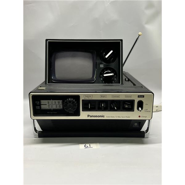 1976 Panasonic Solid State Pop-up TV Radio TR-535C Appr: 12"W 13.5"D 5.5"T