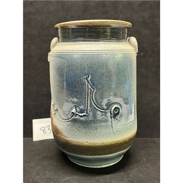 Ceramic Flower Pot / Planter / Vase Approx: 8"T 5"W