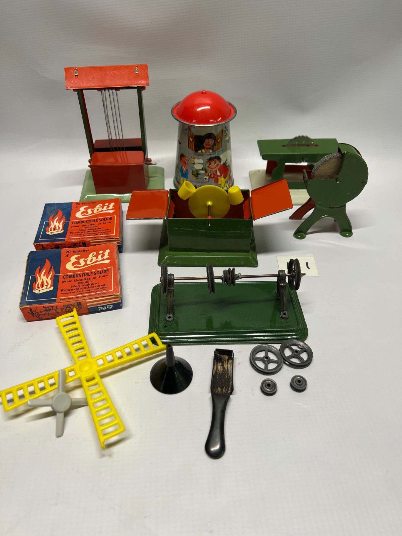 Vintage Fleischmann Model Toy Steam Engine Accessories attachments W